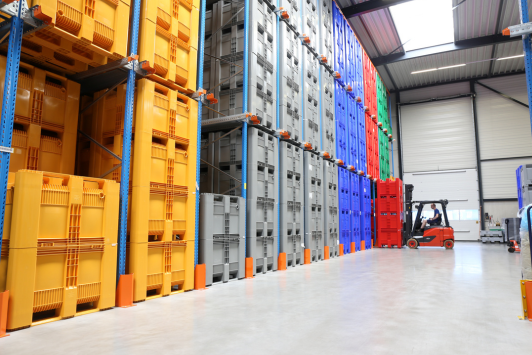 Welke kunststof palletbox past bij jouw toepassing?